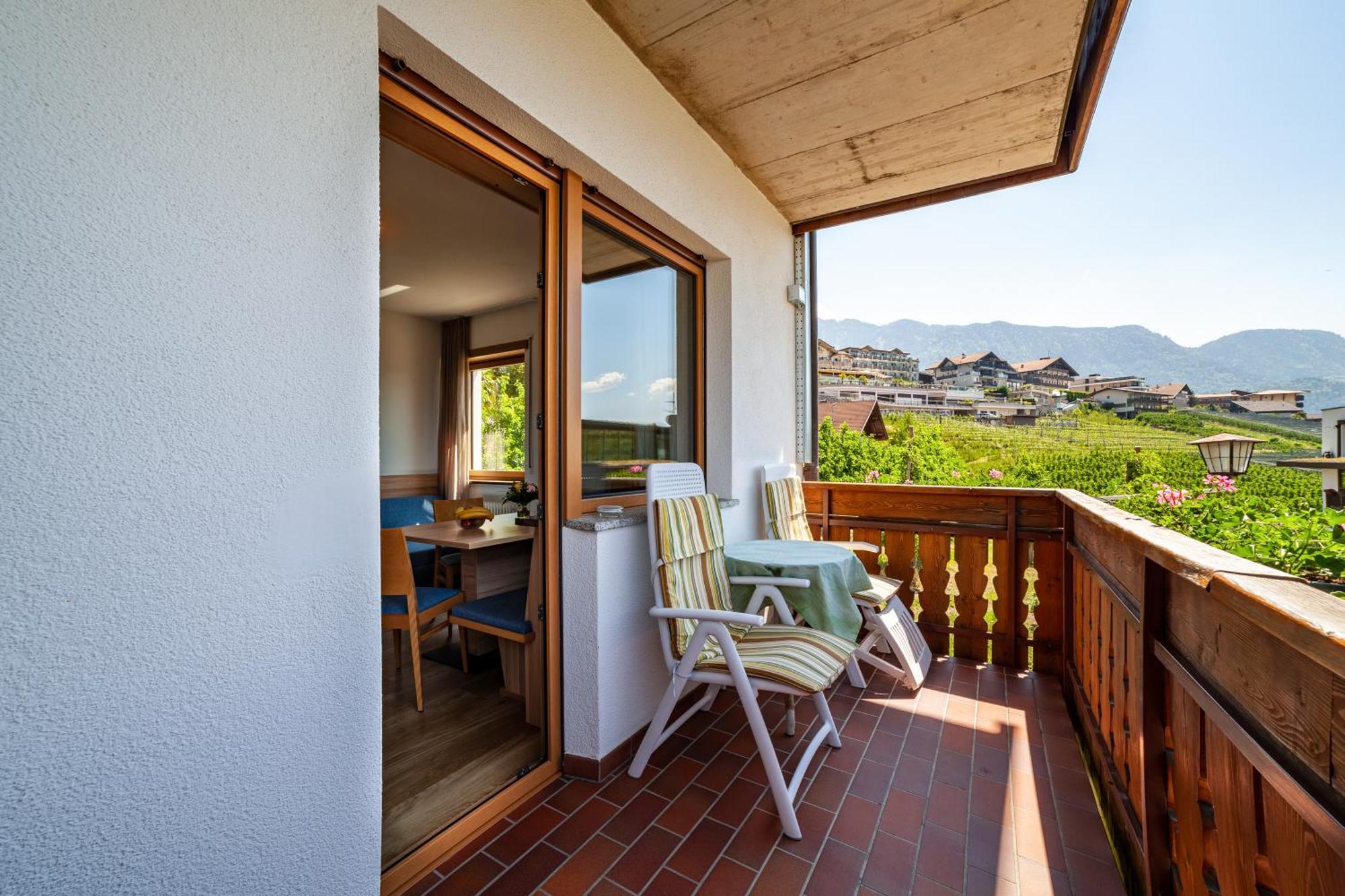 Hotel-Garni Appartement Gartenheim Schenna Eksteriør bilde