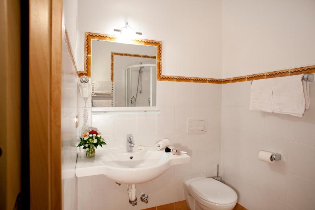 Hotel-Garni Appartement Gartenheim Schenna Rom bilde